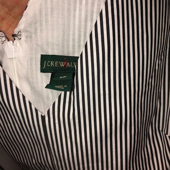JCREW ALWAYS - Classic Sleeveless Pinstriped Top! - Picture 4 of 5